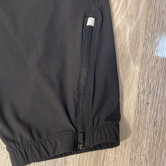 All In Motion pants - Picture 5 of 6